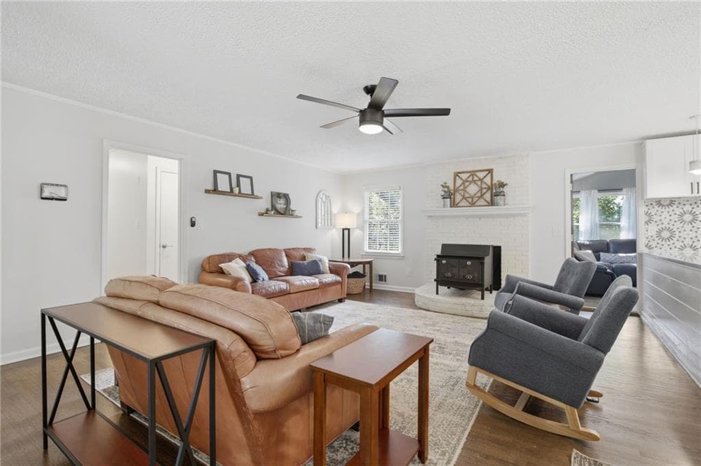 4 bedroom, 3 bathroom, 3,430 sq ft single family residence under contract at 5636 Crestwood Drive, Stone Mountain, GA 30087 — photo 6