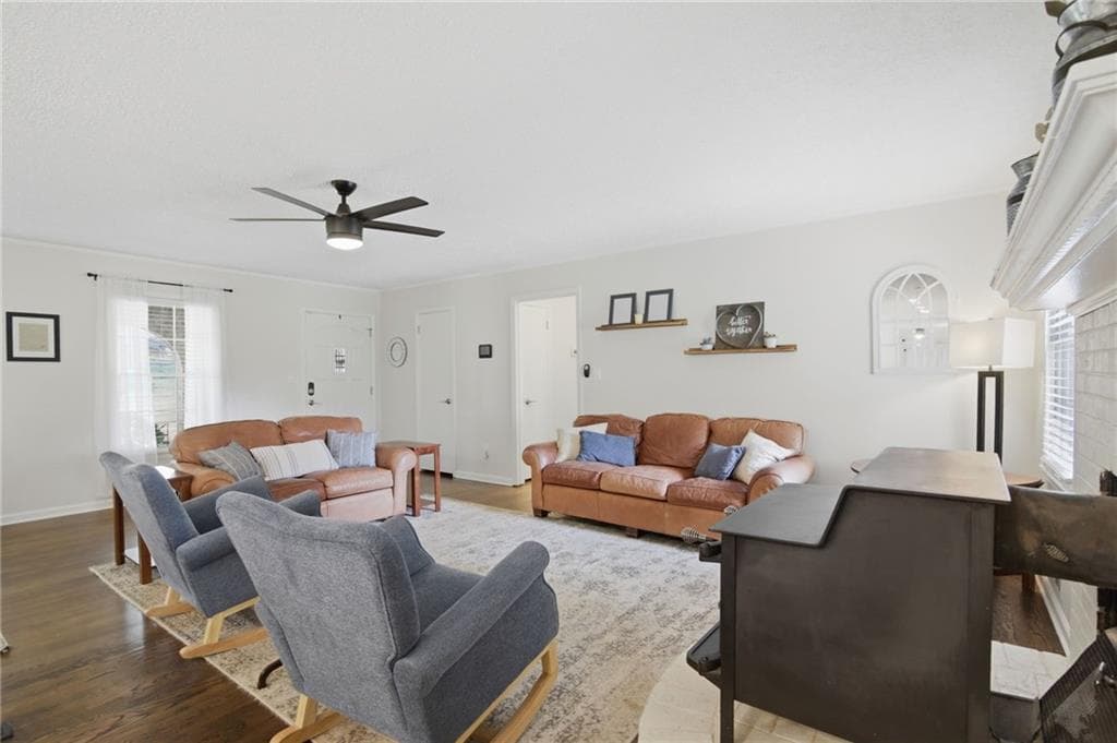 4 bedroom, 3 bathroom, 3,430 sq ft single family residence under contract at 5636 Crestwood Drive, Stone Mountain, GA 30087 — photo 7