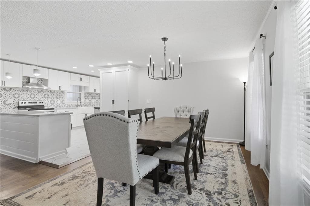 4 bedroom, 3 bathroom, 3,430 sq ft single family residence under contract at 5636 Crestwood Drive, Stone Mountain, GA 30087 — photo 9