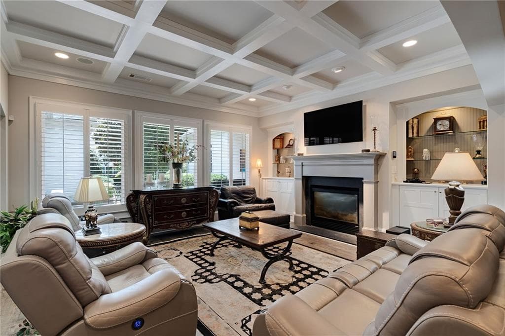 5 bedroom, 5 bathroom, 4,076 sq ft single family residence for sale at 300 Horseshoe Bend, Statham, GA 30666 — photo 6