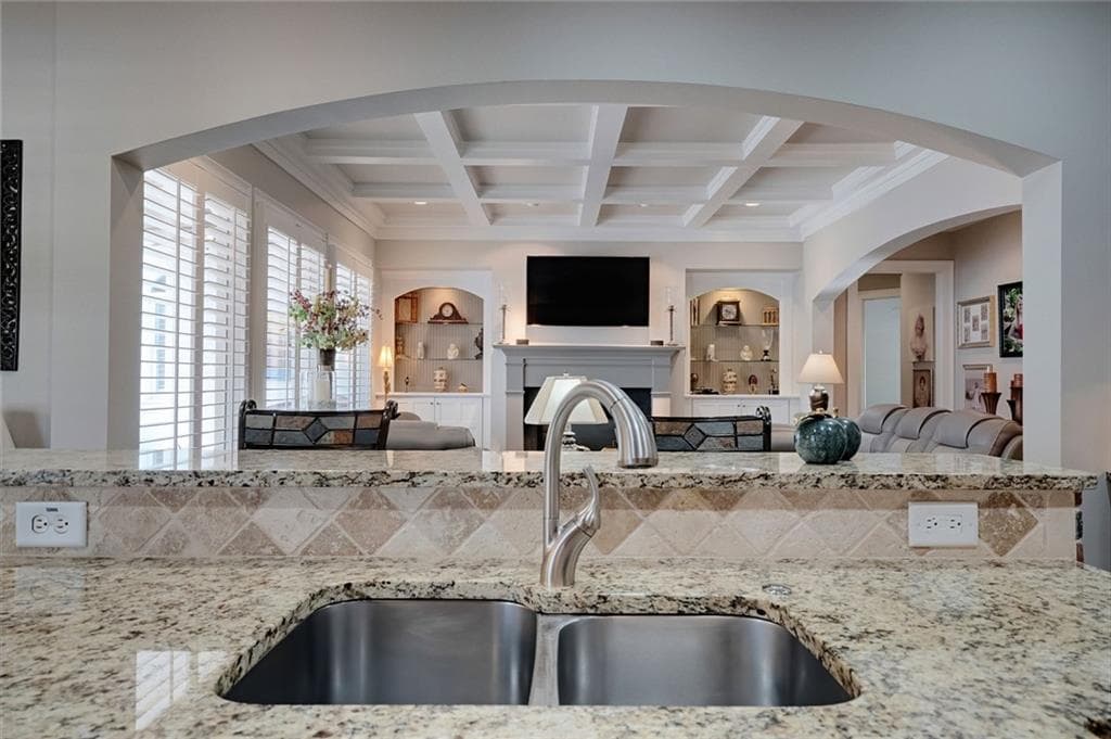 5 bedroom, 5 bathroom, 4,076 sq ft single family residence for sale at 300 Horseshoe Bend, Statham, GA 30666 — photo 10