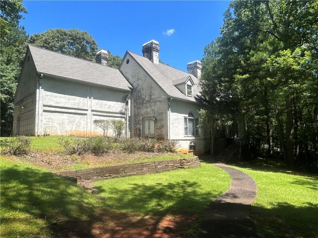 5 bedroom, 5 bathroom, 6,000 sq ft single family residence for sale at 3719 Fairburn Road, South Fulton, GA 30331 — photo 2