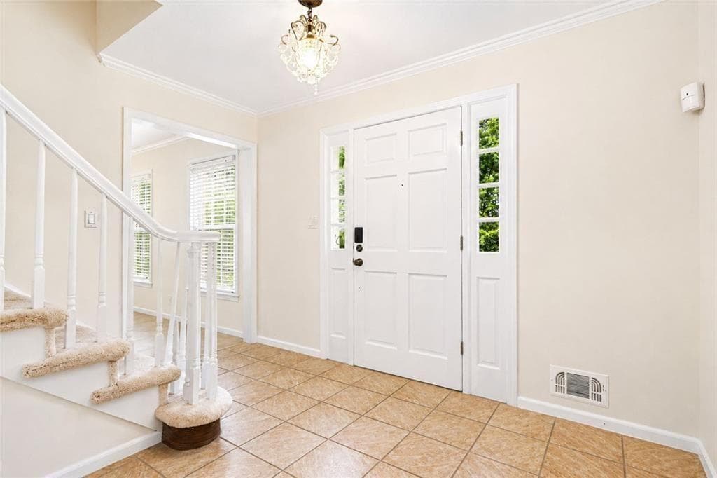 4 bedroom, 4 bathroom, 3,478 sq ft single family residence for sale at 1683 Oak Ridge Circle, Stone Mountain, GA 30087 — photo 6