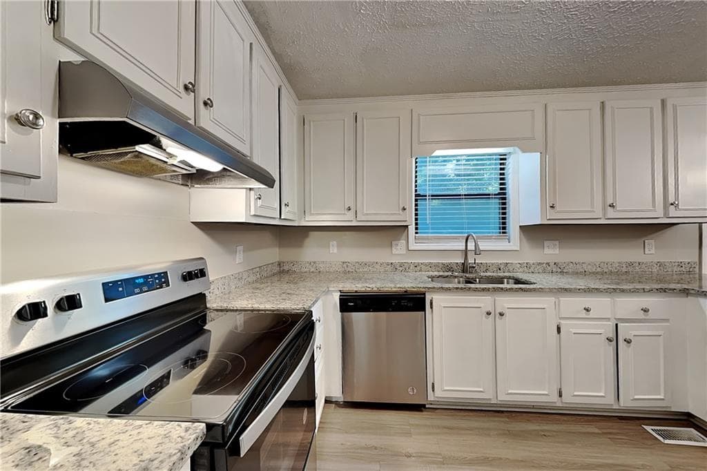3 bedroom, 3 bathroom, 1,872 sq ft single family residence for rent at 95 Pine Ferry Drive, Kennesaw, GA 30144 for $2,200 a month — photo 7