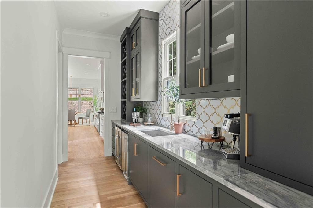 5 bedroom, 5 bathroom, 4,803 sq ft single family residence for sale at 915 Amsterdam Avenue, Atlanta, GA 30306 — photo 6
