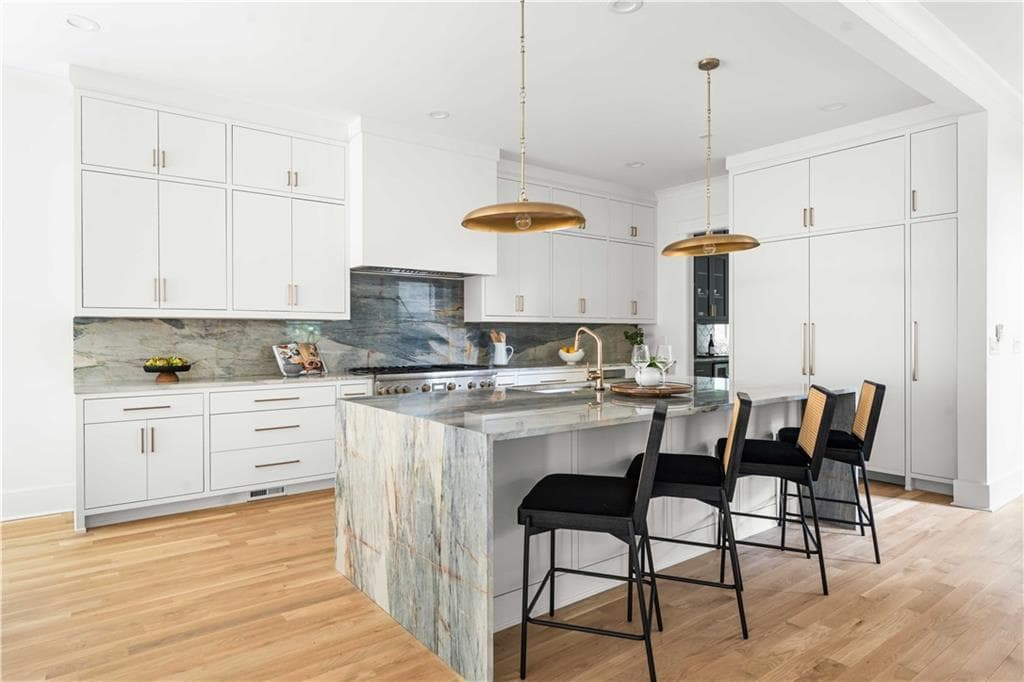 5 bedroom, 5 bathroom, 4,803 sq ft single family residence for sale at 915 Amsterdam Avenue, Atlanta, GA 30306 — photo 7