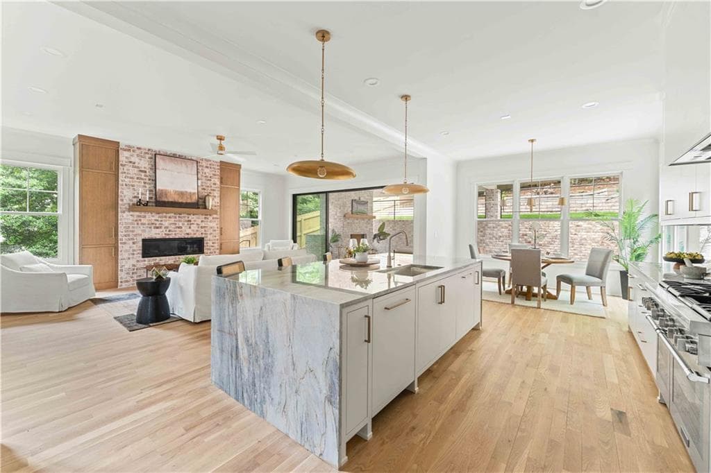 5 bedroom, 5 bathroom, 4,803 sq ft single family residence for sale at 915 Amsterdam Avenue, Atlanta, GA 30306 — photo 8