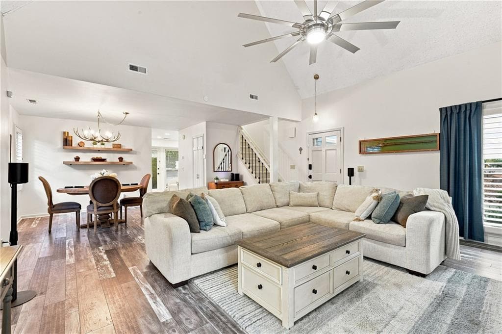 2 bedroom, 3 bathroom, 1,488 sq ft single family residence for sale at 414 Roswell Green Lane, Roswell, GA 30075 — photo 5