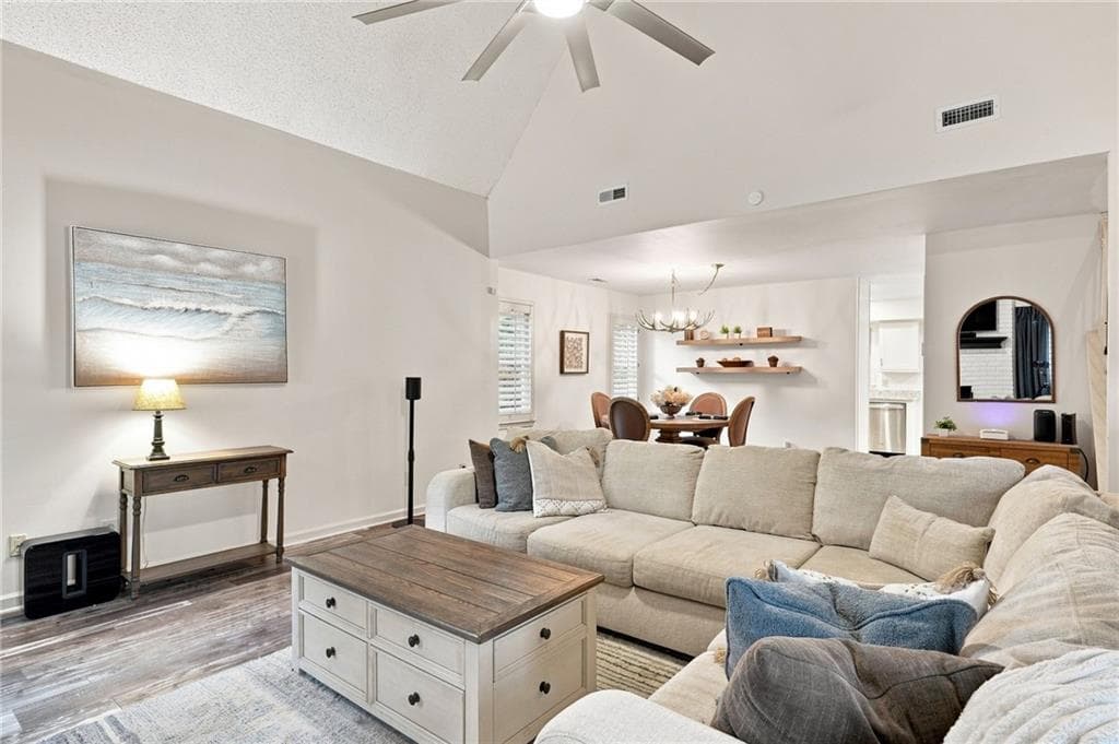 2 bedroom, 3 bathroom, 1,488 sq ft single family residence for sale at 414 Roswell Green Lane, Roswell, GA 30075 — photo 6