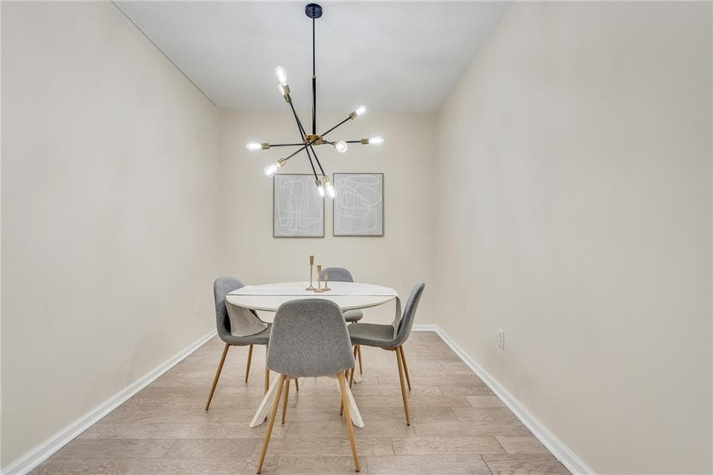 2 bedroom, 2 bathroom, 1,077 sq ft condominium for sale at 821 Ralph Mcgill Boulevard 3207, Atlanta, GA 30306 — photo 5