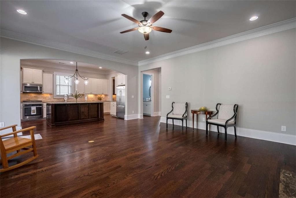 3 bedroom, 4 bathroom, 2,596 sq ft single family residence for sale at 3790 Greenleffe Drive, Statham, GA 30666 — photo 6
