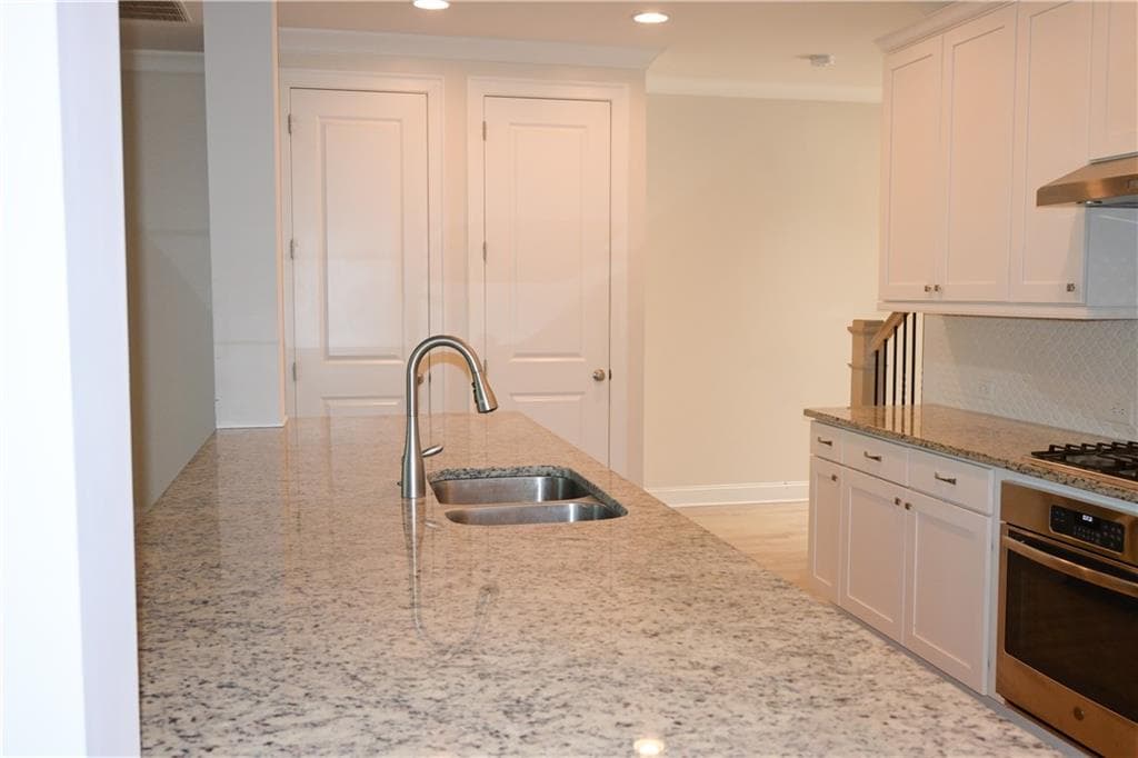3 bedroom, 3 bathroom, 2,136 sq ft townhouse for sale at 1758 Glenview Park Circle, Duluth, GA 30097 — photo 7