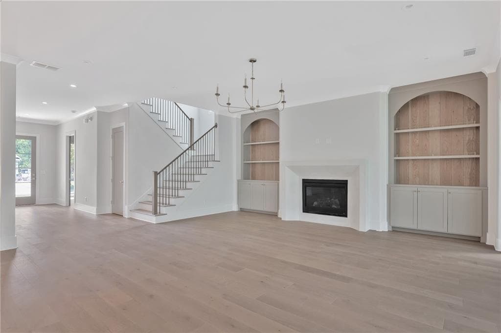 5 bedroom, 5 bathroom, 4,000 sq ft single family residence for sale at 3465 Hildon Circle, Atlanta, GA 30341 — photo 4