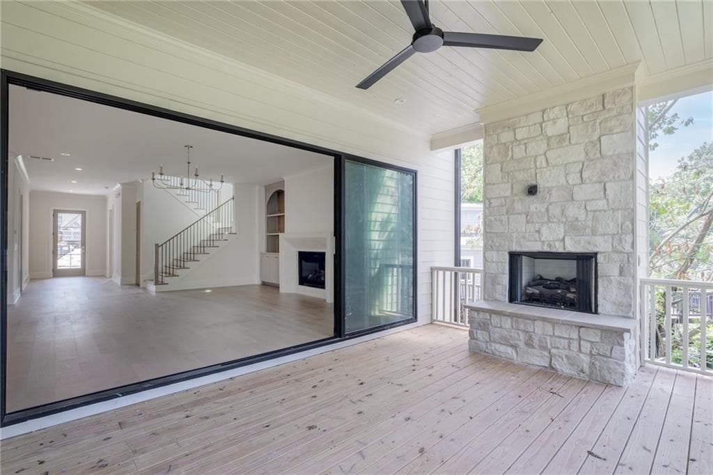 5 bedroom, 5 bathroom, 4,000 sq ft single family residence for sale at 3465 Hildon Circle, Atlanta, GA 30341 — photo 7