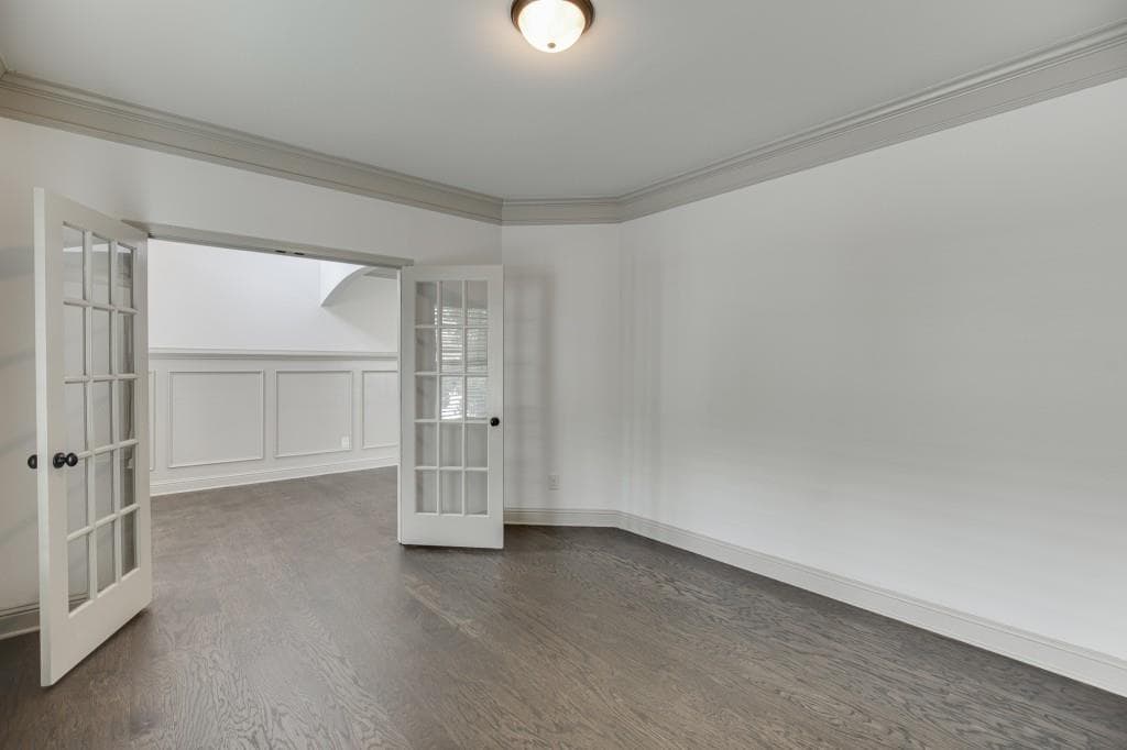 6 bedroom, 5 bathroom, 5,135 sq ft single family residence for sale at 2208 Mayors Way, Buford, GA 30519 — photo 6