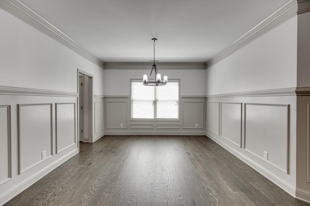 6 bedroom, 5 bathroom, 5,135 sq ft single family residence for sale at 2208 Mayors Way, Buford, GA 30519 — photo 8