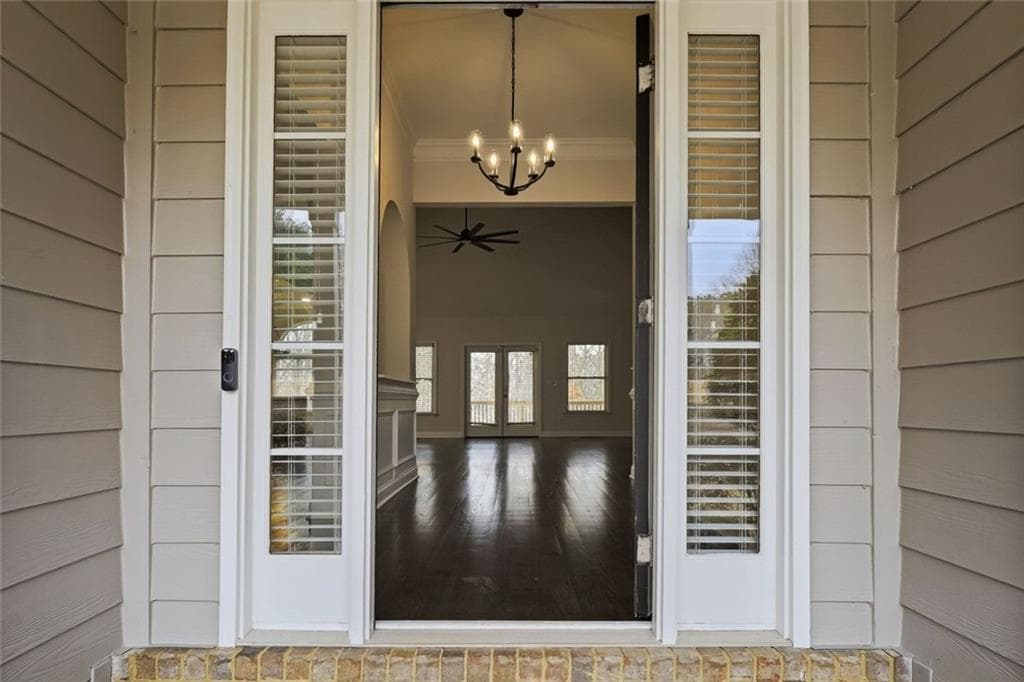 4 bedroom, 4 bathroom, 7,340 sq ft single family residence for sale at 44 S Arbor Shores Drive, Newnan, GA 30265 — photo 2