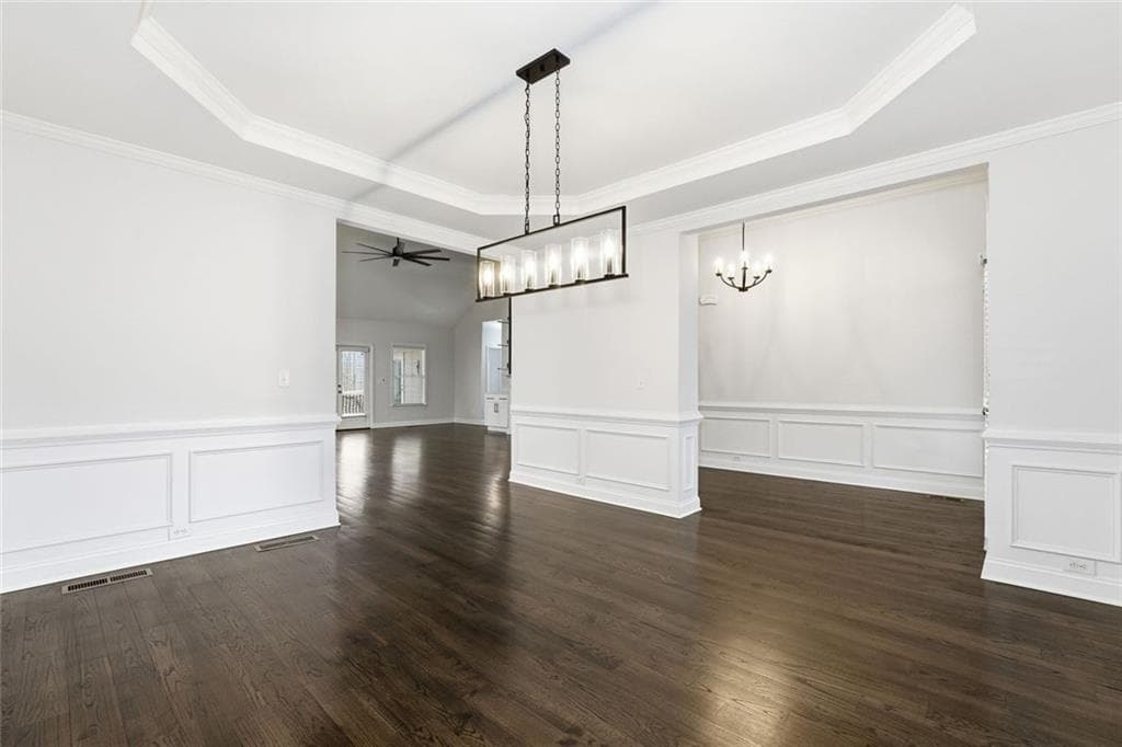 4 bedroom, 4 bathroom, 7,340 sq ft single family residence for sale at 44 S Arbor Shores Drive, Newnan, GA 30265 — photo 7