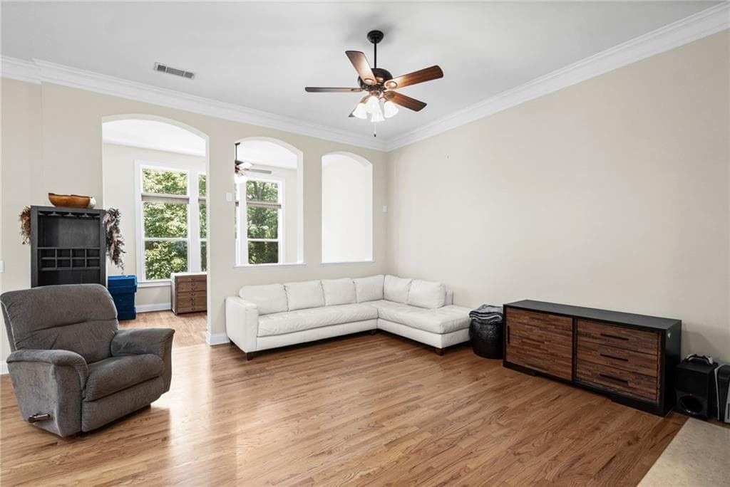 3 bedroom, 4 bathroom, 3,641 sq ft townhouse for sale at 2951 Rivergreen Lane, Atlanta, GA 30339 — photo 3
