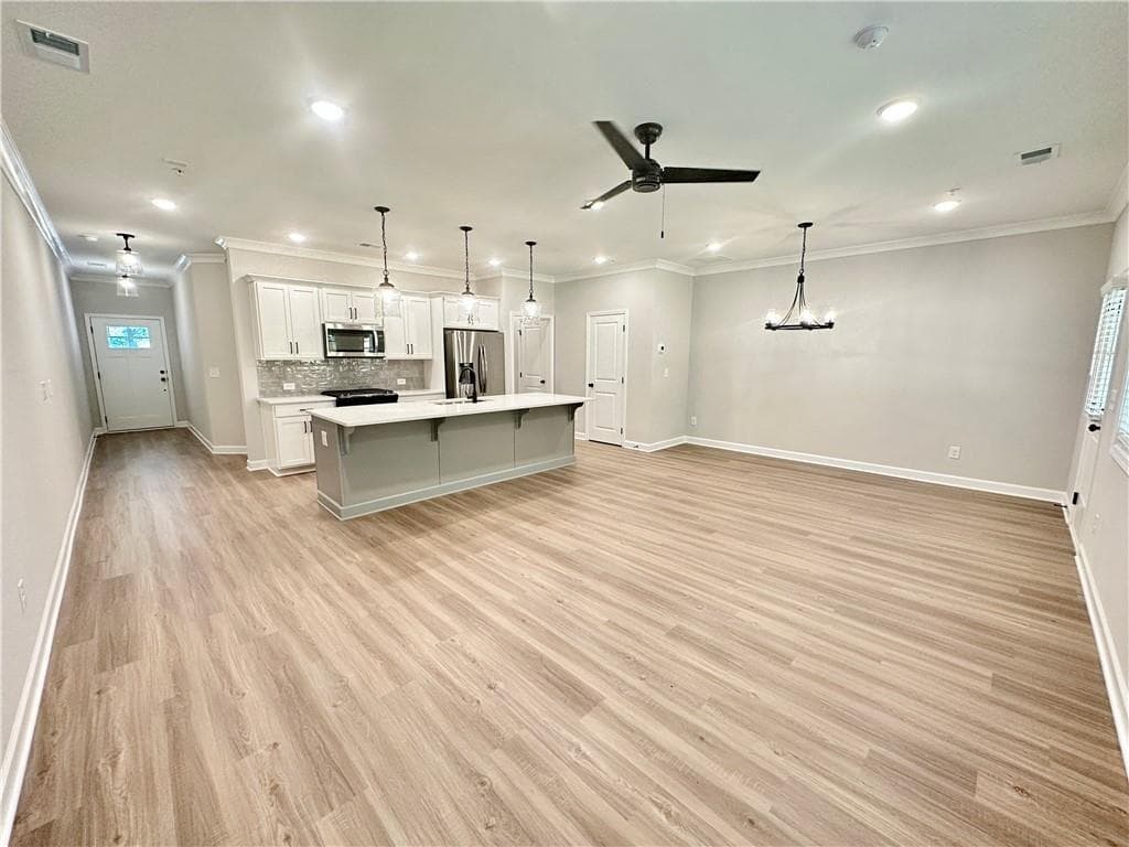 4 bedroom, 3 bathroom, 1,872 sq ft townhouse for rent at 118 Bluffington Way, Marietta, GA 30066 for $2,975 a month — photo 6