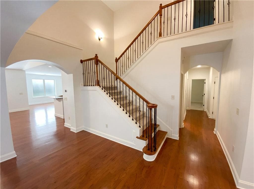 4 bedroom, 4 bathroom, 3,027 sq ft single family residence under contract at 6515 Bentley Ridge Drive, Cumming, GA 30040 — photo 7