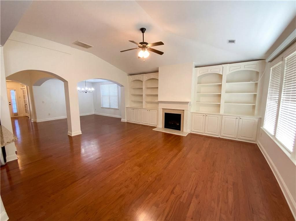 4 bedroom, 4 bathroom, 3,027 sq ft single family residence under contract at 6515 Bentley Ridge Drive, Cumming, GA 30040 — photo 8