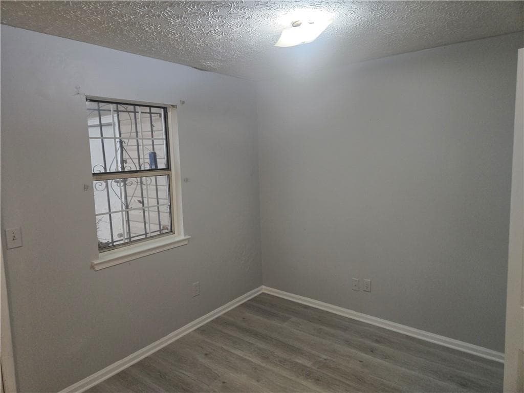 2 bedroom, 3 bathroom townhouse for rent at 7233 Crestside Drive, Austell, GA 30168 for $1,300 a month — photo 4
