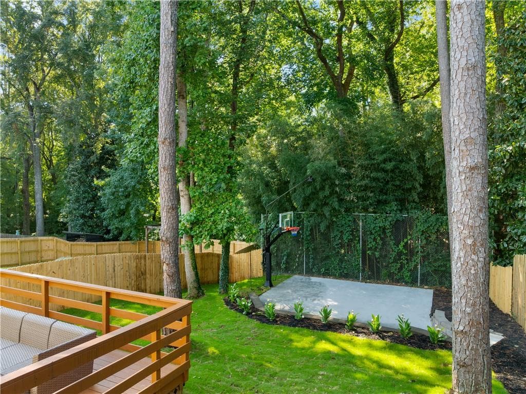 4 bedroom, 3 bathroom, 2,334 sq ft single family residence for sale at 1749 Russell Street, Atlanta, GA 30316 — photo 2
