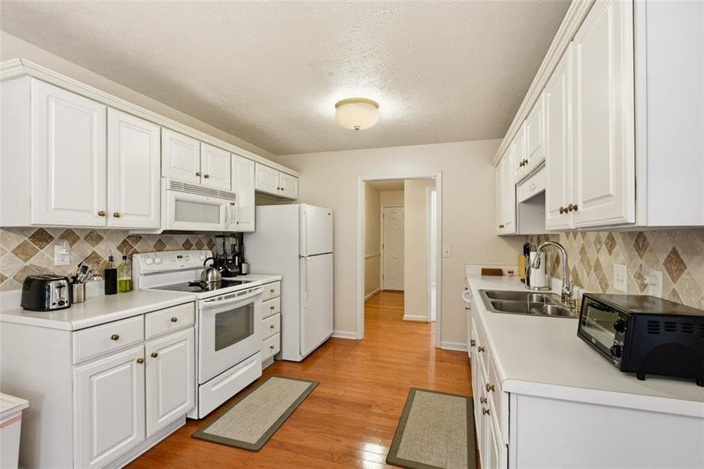 3 bedroom, 2 bathroom, 1,668 sq ft single family residence for sale at 379 Evans Mill Drive, Dallas, GA 30157 — photo 5