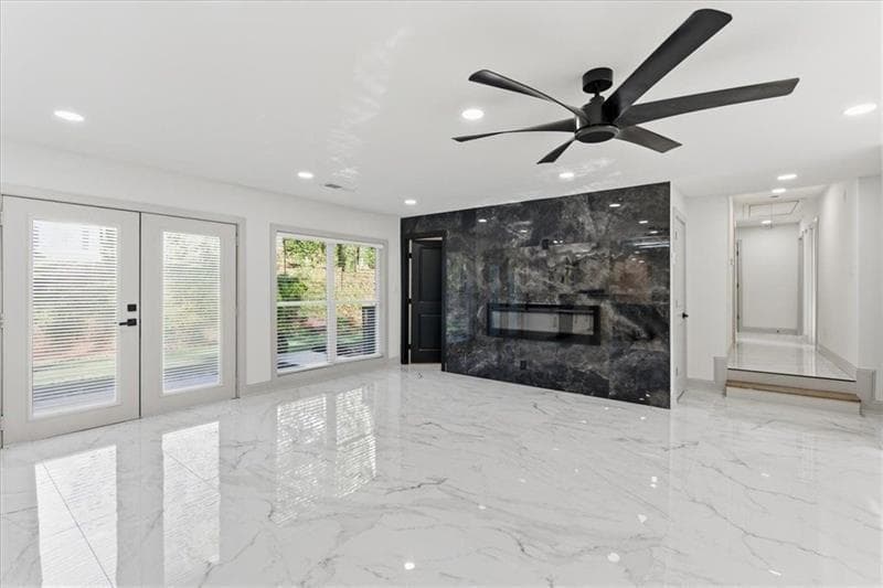 7 bedroom, 5 bathroom, 3,400 sq ft single family residence for sale at 2281 FOX HOUND Parkway, Marietta, GA 30062 — photo 6