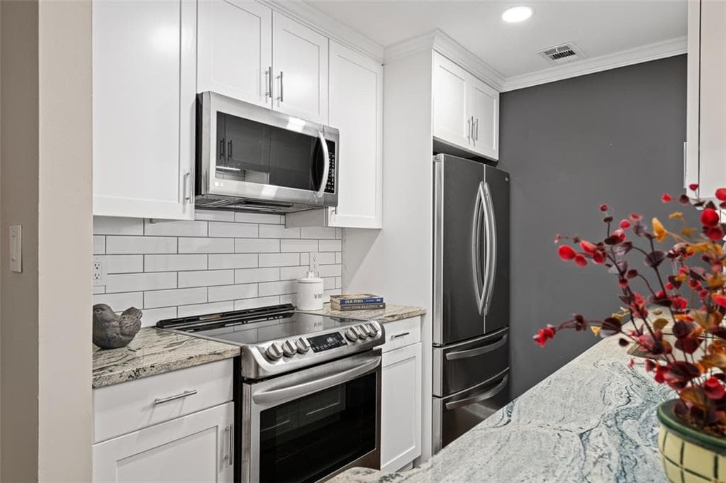 2 bedroom, 2 bathroom, 1,224 sq ft condominium for sale at 23103 Plantation Drive 103, Atlanta, GA 30324 — photo 10