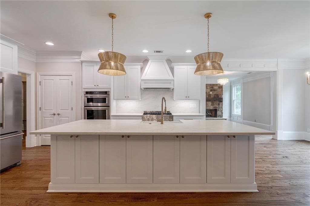 4 bedroom, 7 bathroom, 3,880 sq ft single family residence for sale at 2221 Gentry Lane, Statham, GA 30666 — photo 7