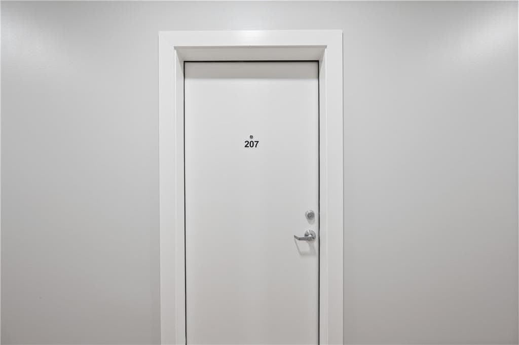 2 bedroom, 2 bathroom, 1,006 sq ft apartment for rent at 456 Flat Shoals Avenue 207, Atlanta, GA 30316 for $1,800 a month — photo 2