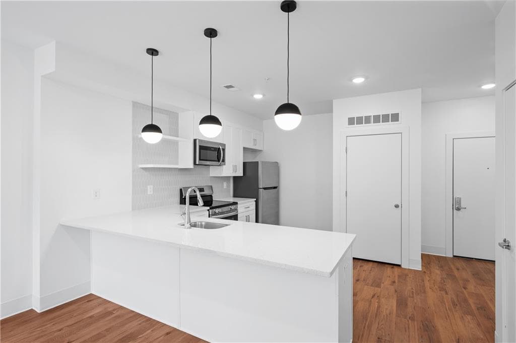 2 bedroom, 2 bathroom, 1,006 sq ft apartment for rent at 456 Flat Shoals Avenue 207, Atlanta, GA 30316 for $1,800 a month — photo 6
