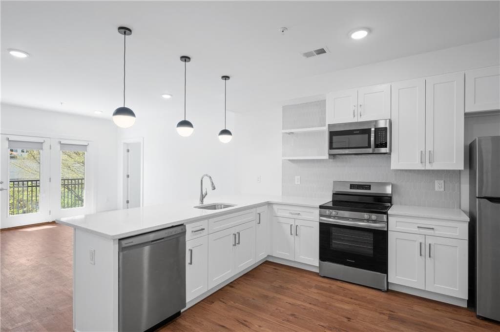 2 bedroom, 2 bathroom, 1,006 sq ft apartment for rent at 456 Flat Shoals Avenue 207, Atlanta, GA 30316 for $1,800 a month — photo 7