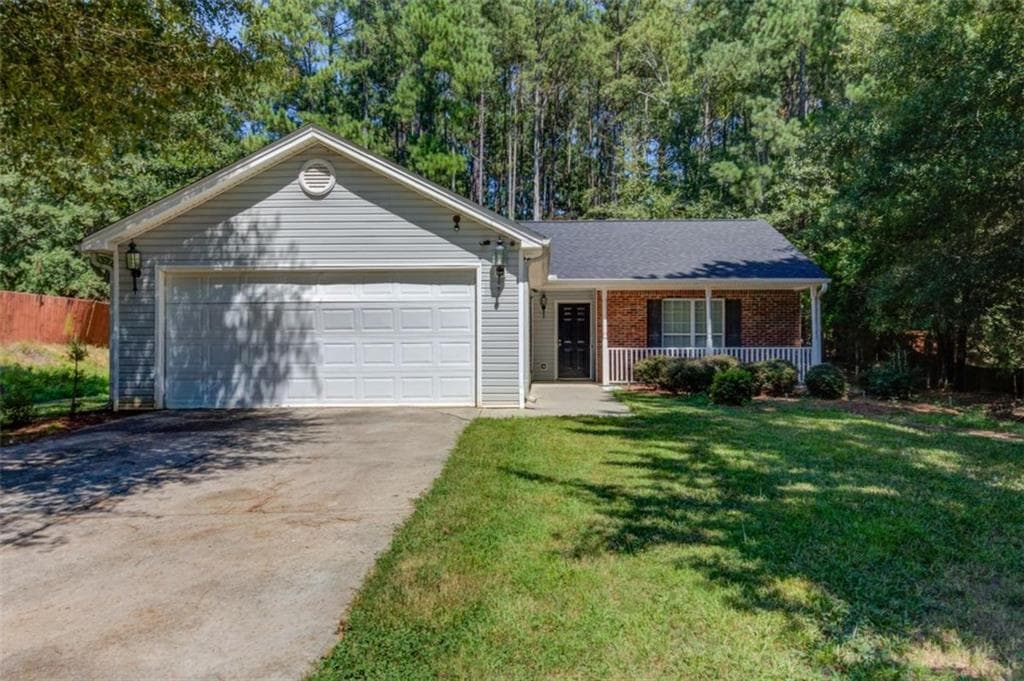 3 bedroom, 2 bathroom, 1,312 sq ft single family residence for sale at 507 Marcel Park, Statham, GA 30666
