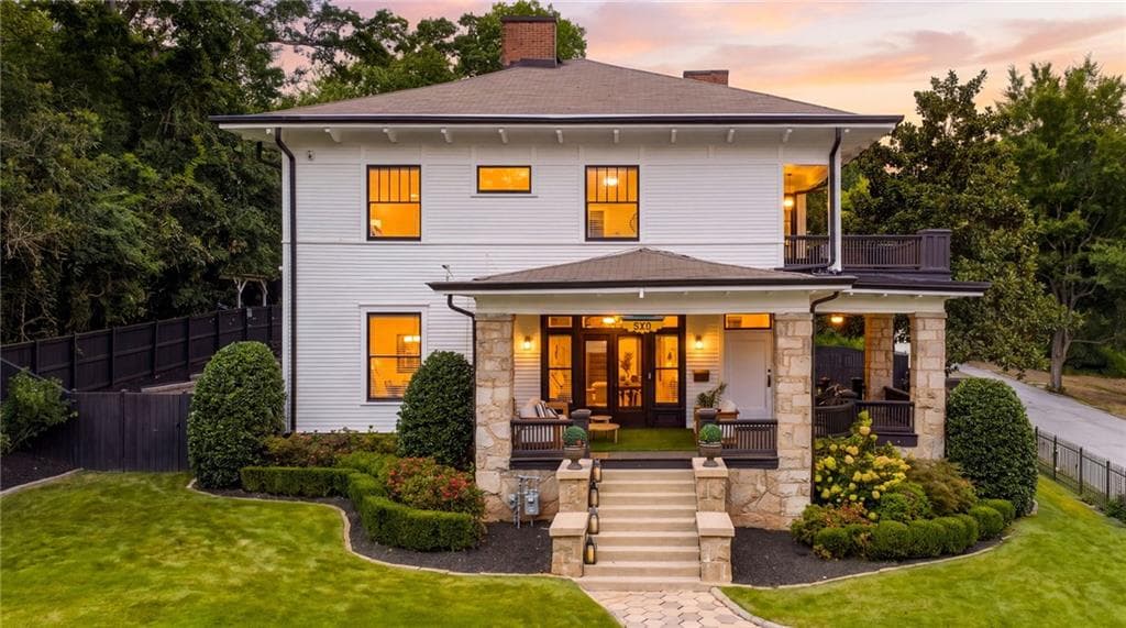6 bedroom, 4 bathroom, 4,639 sq ft single family residence under contract at 585 Cherokee Avenue, Atlanta, GA 30312