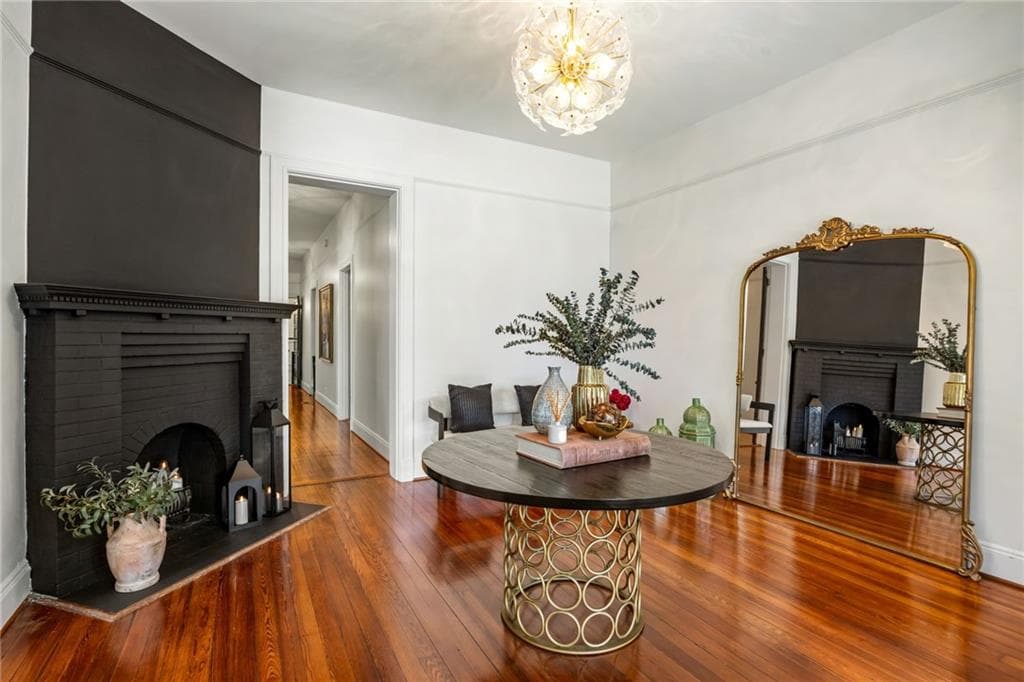6 bedroom, 4 bathroom, 4,639 sq ft single family residence under contract at 585 Cherokee Avenue, Atlanta, GA 30312 — photo 9