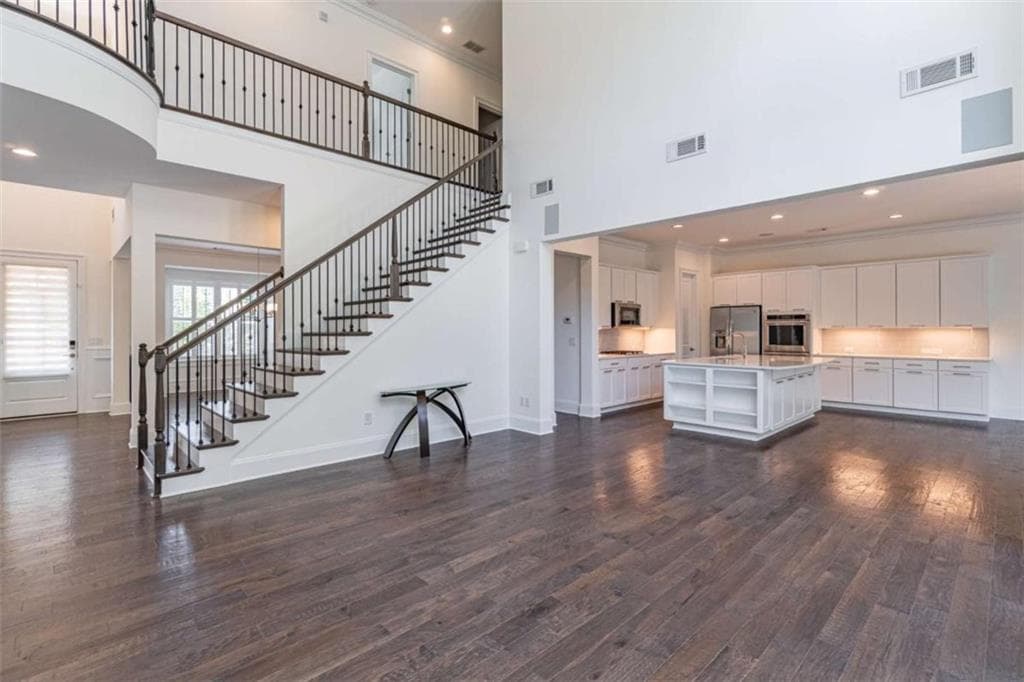 5 bedroom, 4 bathroom, 4,237 sq ft single family residence for rent at 829 Adler Court, Alpharetta, GA 30005 for $5,700 a month — photo 5