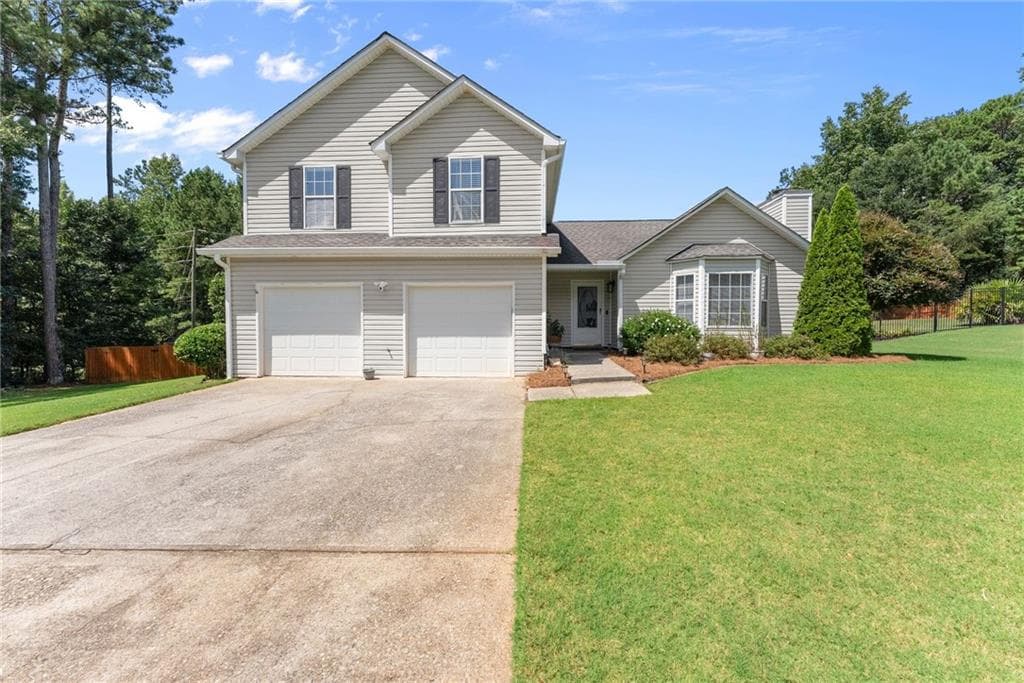 3 bedroom, 3 bathroom, 2,115 sq ft single family residence for sale at 7050 Treeline Drive, Cumming, GA 30028