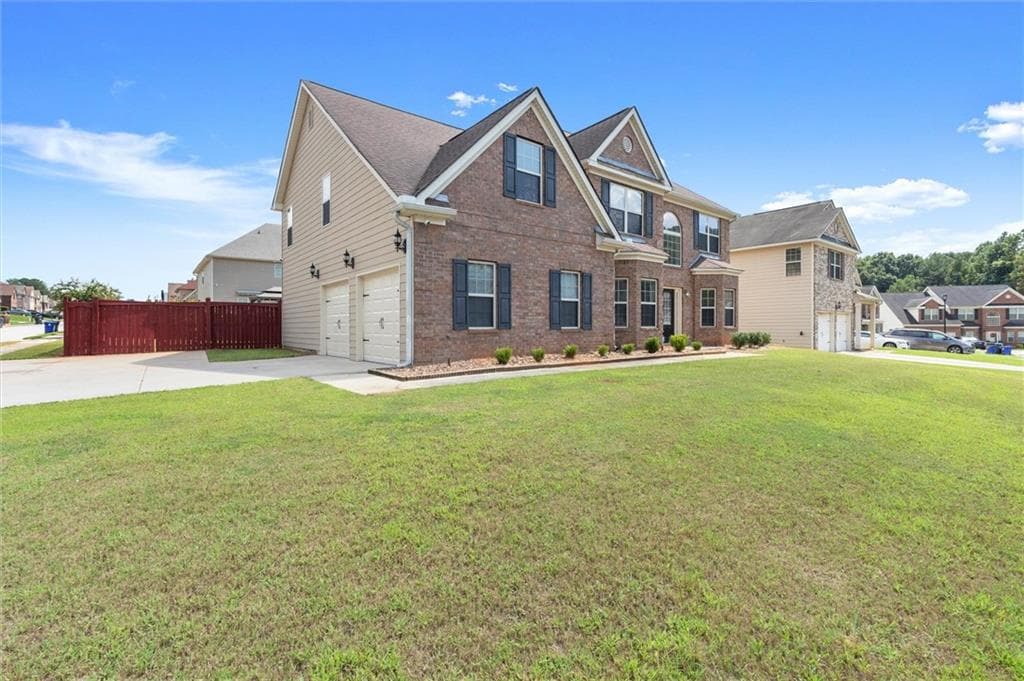 5 bedroom, 3 bathroom, 2,946 sq ft single family residence under contract at 106 Dustin Drive, Stockbridge, GA 30281 — photo 2