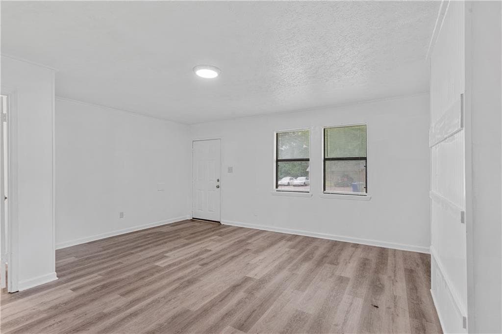 2 bedroom, 1 bathroom, 1,000 sq ft duplex for rent at 200 Tanglewood Drive B, Monroe, GA 30656 for $1,350 a month — photo 4