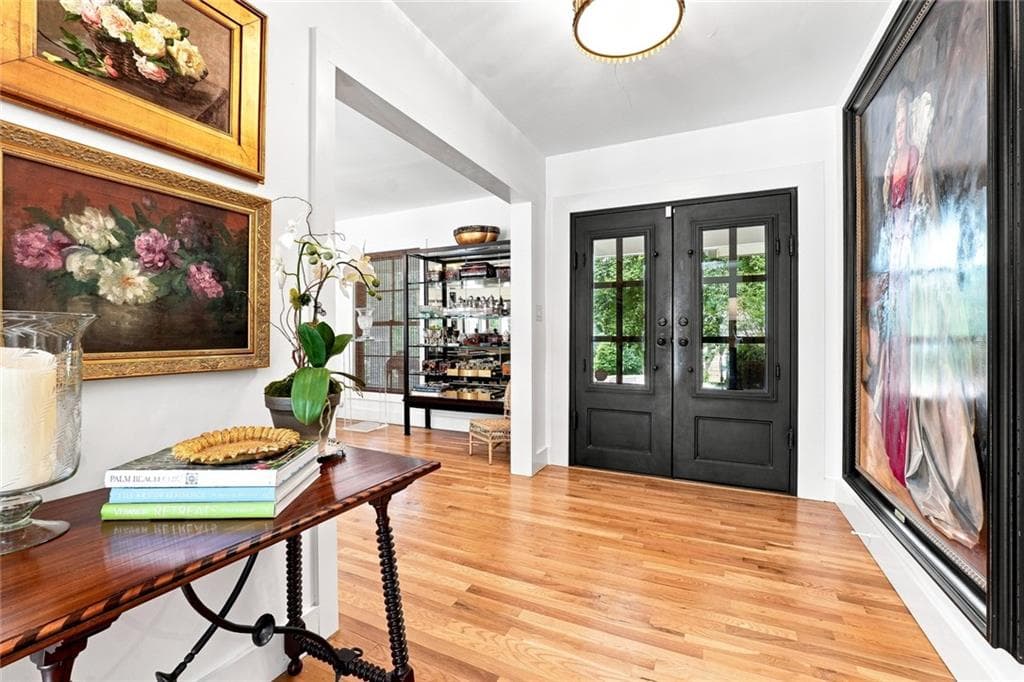 4 bedroom, 3 bathroom, 2,636 sq ft single family residence under contract at 3125 Wood Valley Road, Atlanta, GA 30327 — photo 9
