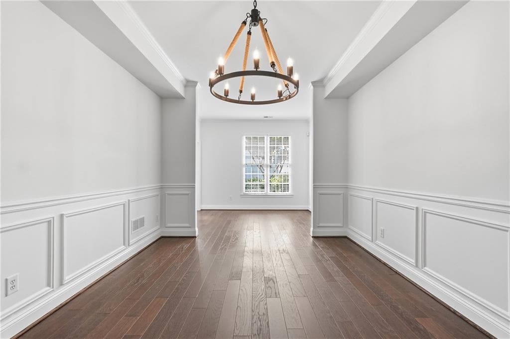 3 bedroom, 3 bathroom, 2,202 sq ft single family residence for sale at 325 Oak Alley Court, Johns Creek, GA 30022 — photo 7