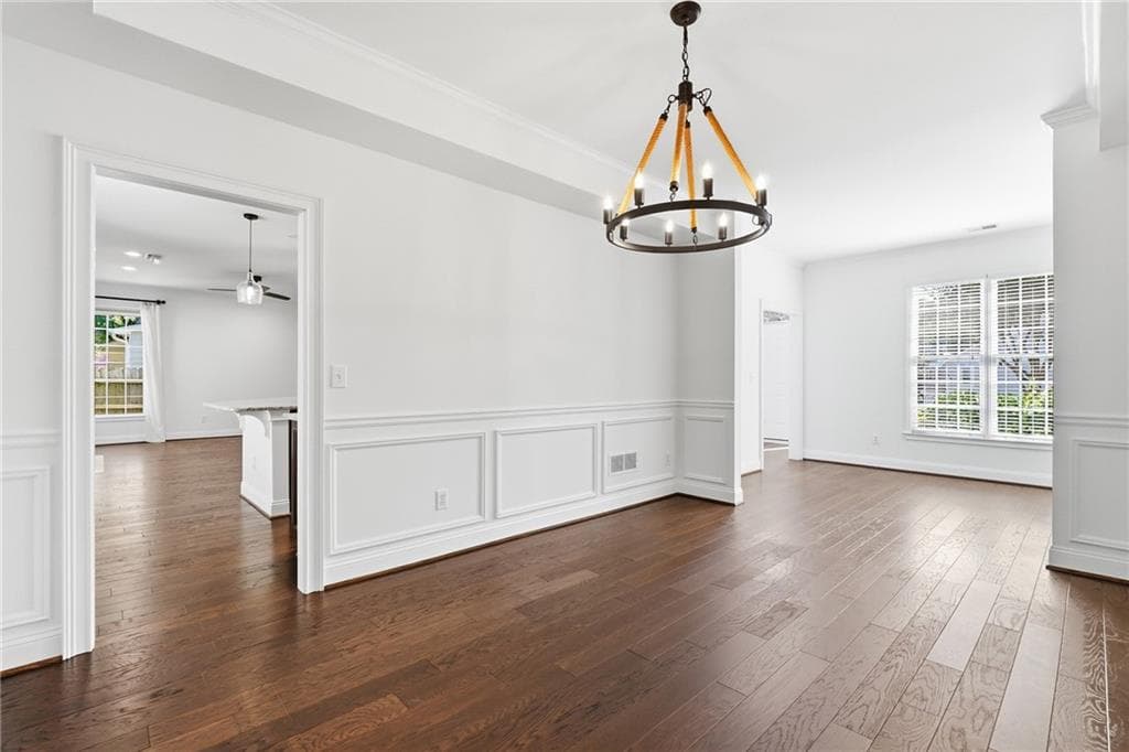 3 bedroom, 3 bathroom, 2,202 sq ft single family residence for sale at 325 Oak Alley Court, Johns Creek, GA 30022 — photo 8