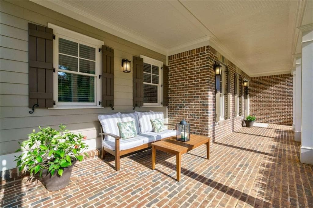 4 bedroom, 5 bathroom, 4,425 sq ft single family residence for sale at 1303 Oconee Springs Drive, Statham, GA 30666 — photo 3