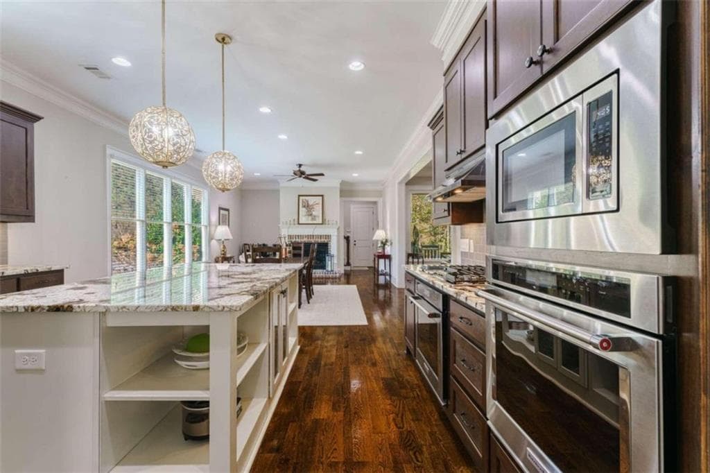 4 bedroom, 5 bathroom, 4,425 sq ft single family residence for sale at 1303 Oconee Springs Drive, Statham, GA 30666 — photo 8