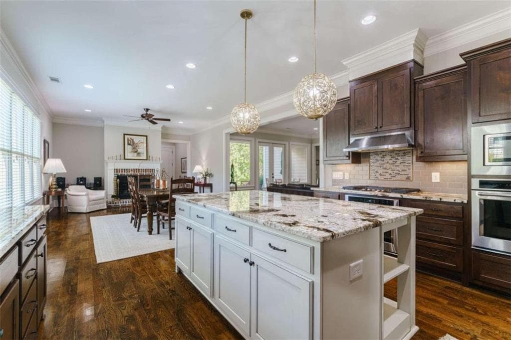 4 bedroom, 5 bathroom, 4,425 sq ft single family residence for sale at 1303 Oconee Springs Drive, Statham, GA 30666 — photo 9