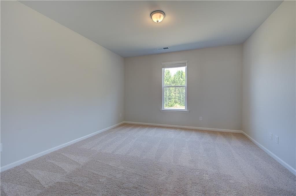5 bedroom, 4 bathroom, 3,868 sq ft single family residence for sale at 605 Button Grove, Hampton, GA 30228 — photo 6