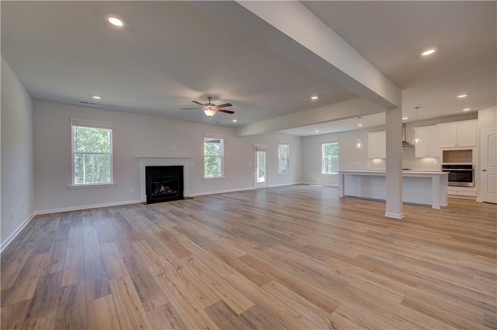 5 bedroom, 4 bathroom, 3,868 sq ft single family residence for sale at 605 Button Grove, Hampton, GA 30228 — photo 10
